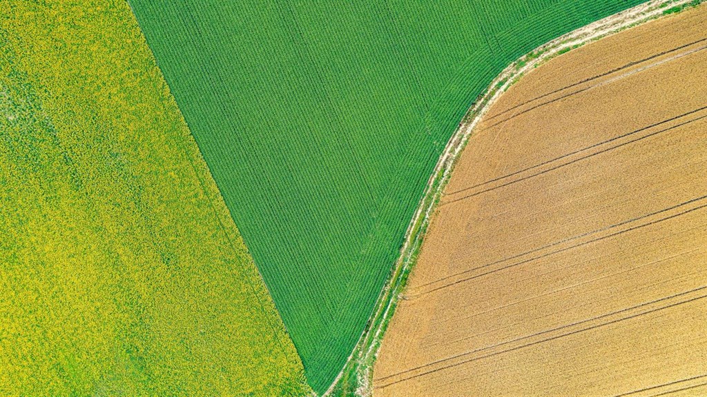 Aerial Farmland Premium Screenshot Image #4